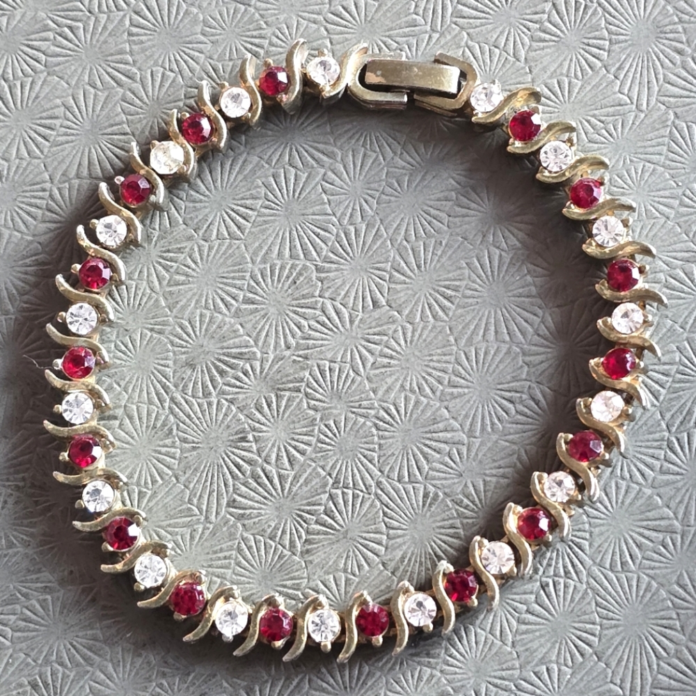 Vintage tennis bracelet red and clear gems Silver tone retro classic